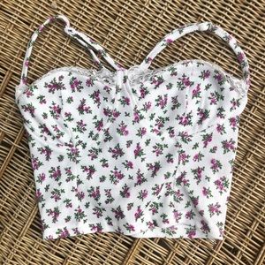 SHEIN floral crop top with lace